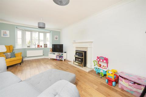 45 Painters Mead, Hilperton, Trowbridge, BA14 7QF