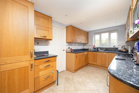 45 Painters Mead, Hilperton, Trowbridge, BA14 7QF