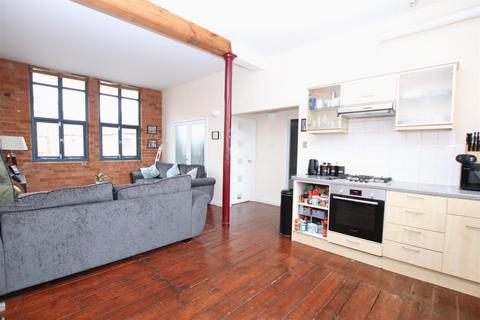2 bedroom flat for sale, Overstone Road, Northampton