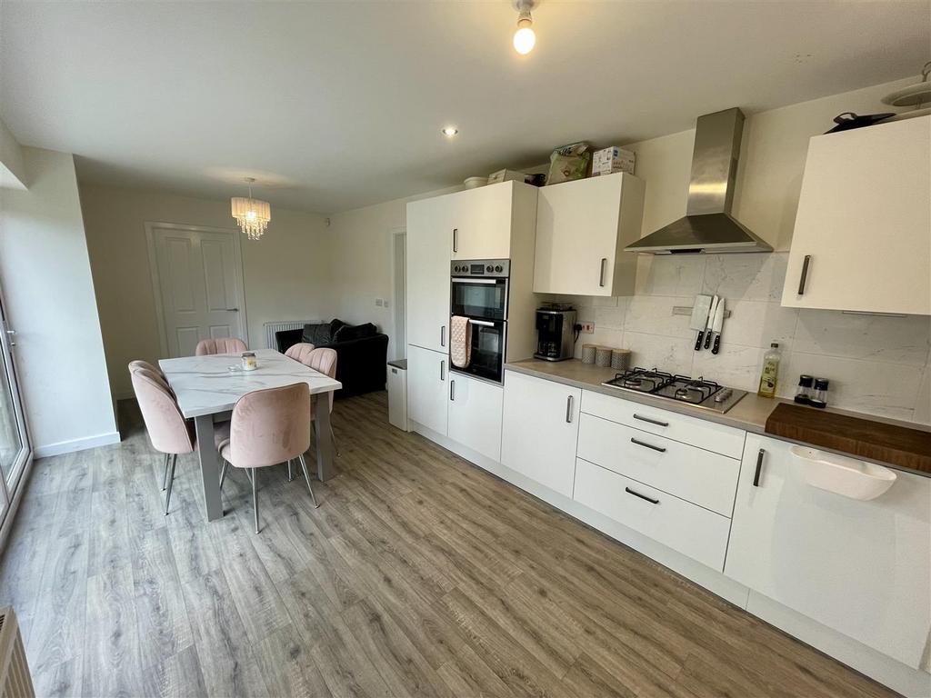 Kitchen / Dining / Family Area