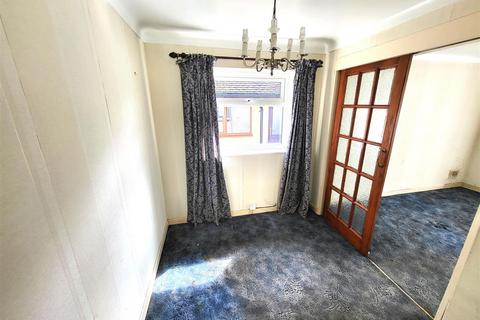115 Ffordd Derwen, Rhyl, LL18 2NA