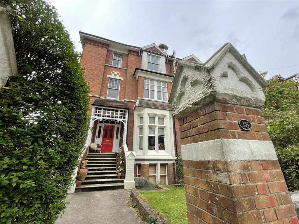 Dane Road, St. LeonardsOnSea TN38 2 bed property £1,100 pcm (£254 pw)