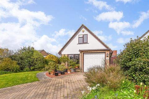 2 bedroom detached house for sale, Shirley Drive, Felpham