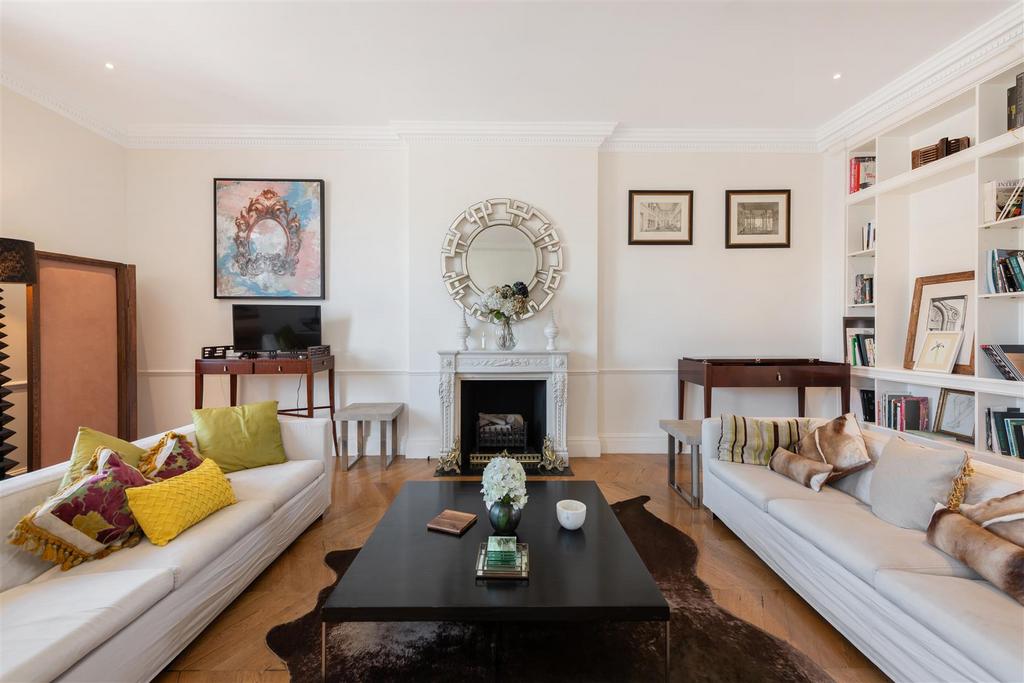 Flat 3, 57 Eaton Place Hi-3.jpg