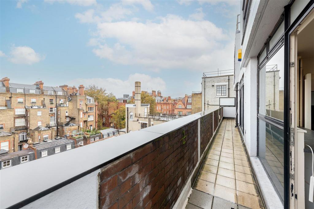 Flat 20 Fordie House Hi-18.jpg