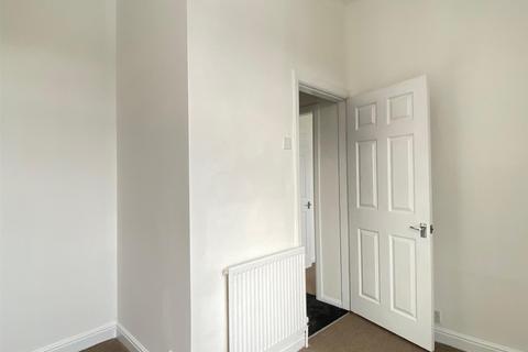 2 bedroom terraced house to rent, Lightcliffe Road,,Brighouse