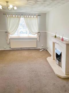 3 bedroom terraced house to rent, Lions Drive, Swinton, Manchester
