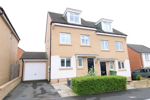 3 bedroom semi-detached house for sale, Vallum Place, Throckley, Newcastle Upon Tyne