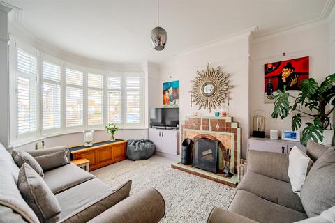 3 bedroom semi-detached house for sale, Astaire Avenue, Roselands, Eastbourne
