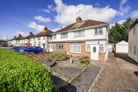 214 Dedworth Road, Windsor, SL4 4JP