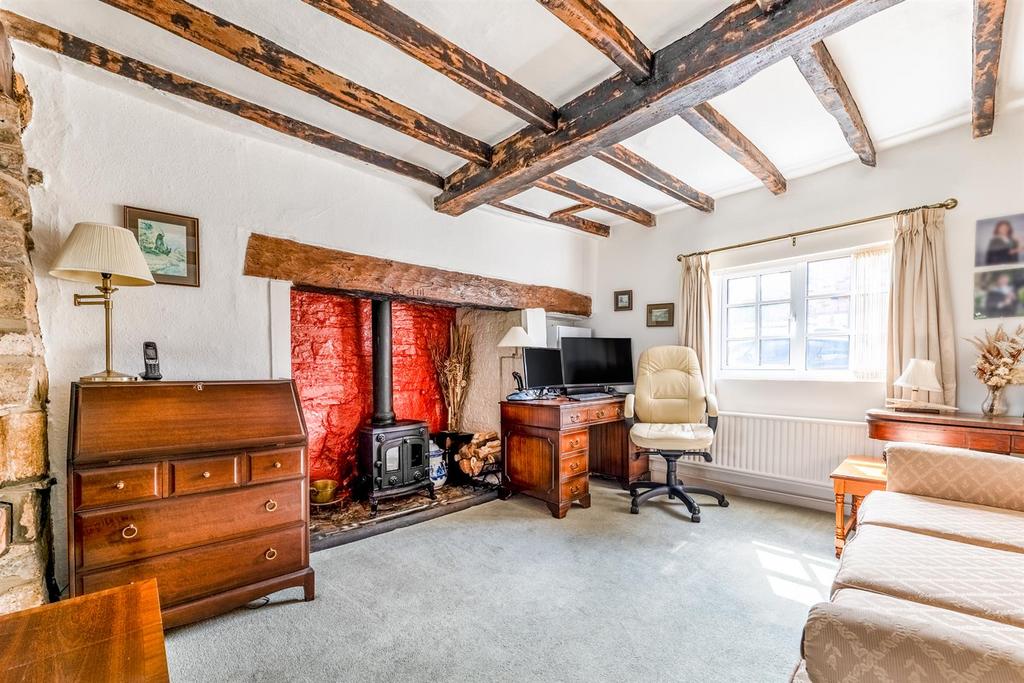 Gibbs Lane, Offenham, Evesham 4 bed detached house for sale £575,000