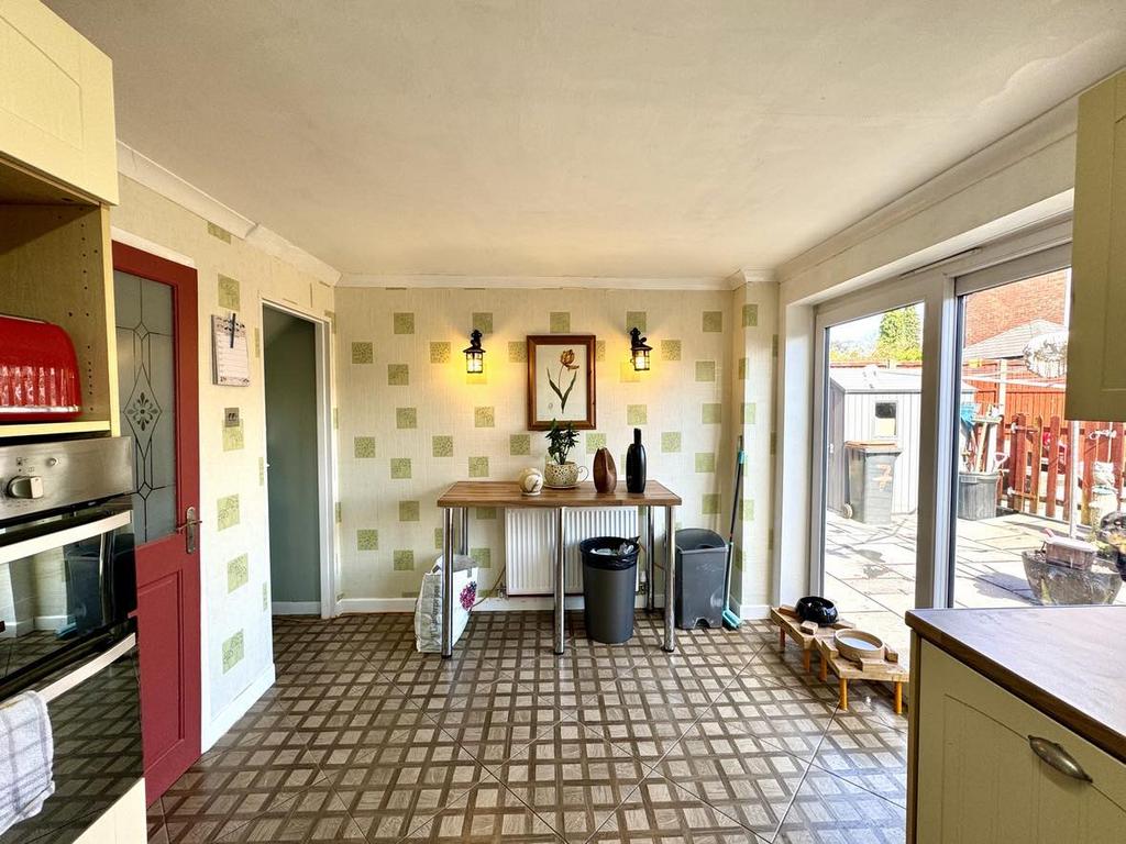 Legion Drive, Ibstock, LE67 3 bed detached house for sale £252,500
