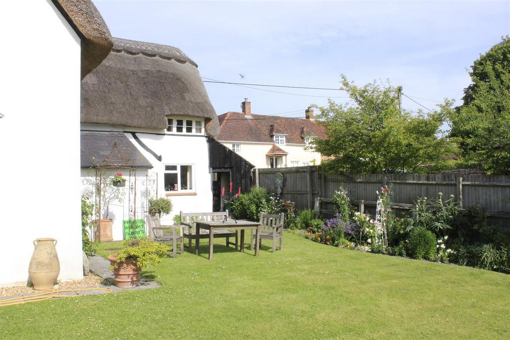 Yew Tree Cottage rear.JPG