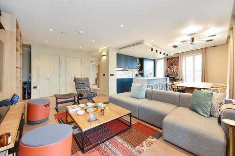 3 bedroom flat to rent, Jubilee Walk, Clerkenwell, WC1X