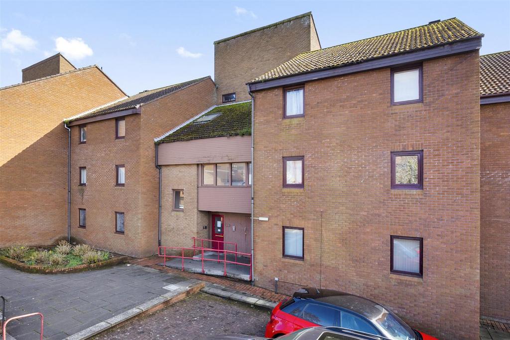 58 Canon Lynch Court 3.jpg