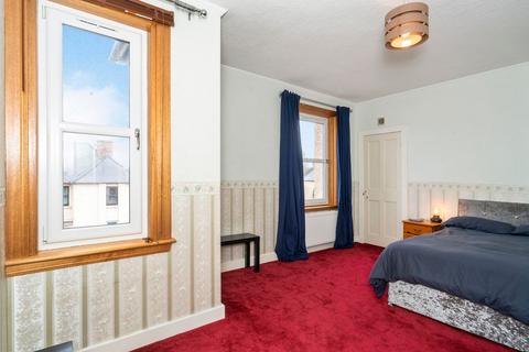 42 Carlops Crescent, Penicuik, EH26 0DN