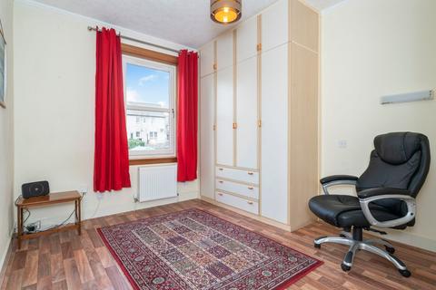 42 Carlops Crescent, Penicuik, EH26 0DN