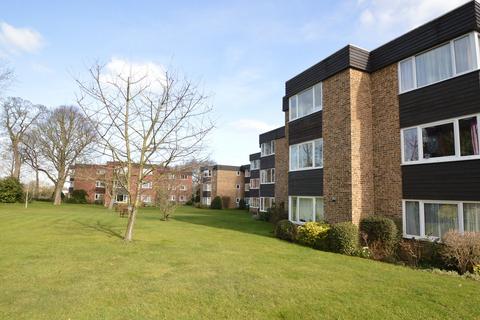 1 bedroom apartment for sale, Mount Felix, WALTON-ON-THAMES, KT12