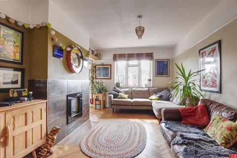 2 bedroom flat for sale, Buckhurst Road, Bexhill-On-Sea