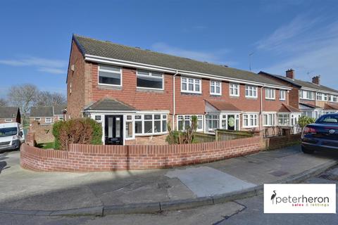 3 bedroom end of terrace house for sale, North Farm Avenue, North Farm Estate, Sunderland