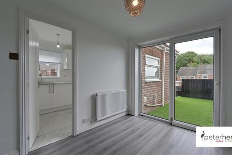 3 bedroom end of terrace house for sale, North Farm Avenue, North Farm Estate, Sunderland