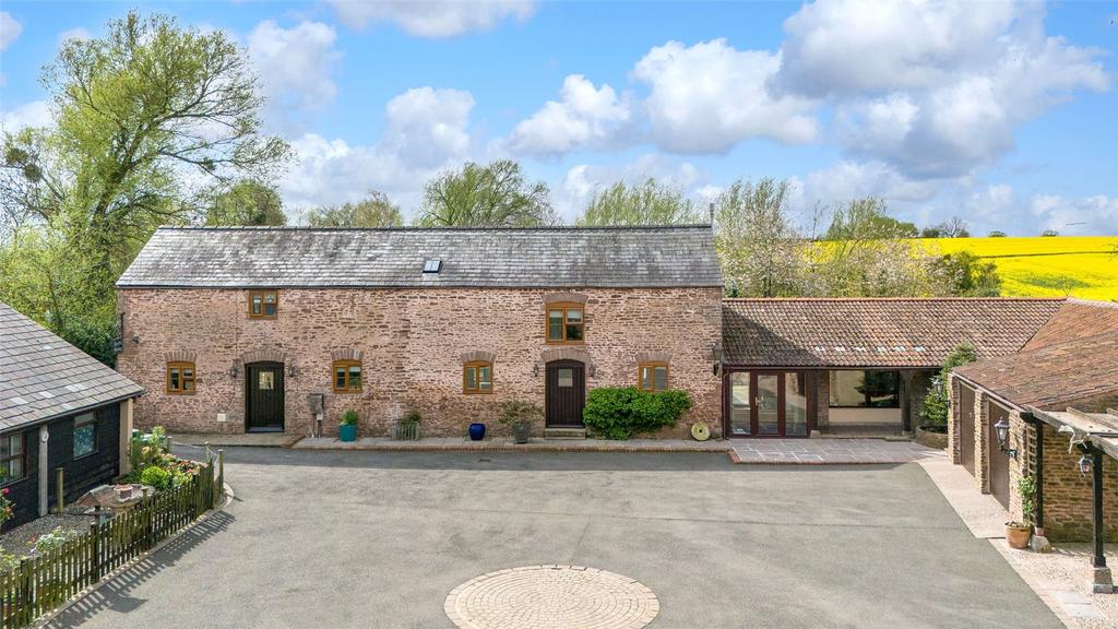 Sellack, RossonWye, Herefordshire, HR9 4 bed barn conversion for sale