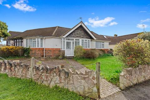2 bedroom bungalow for sale - Oldlands Avenue, Hassocks, West Sussex, BN6 8DJ