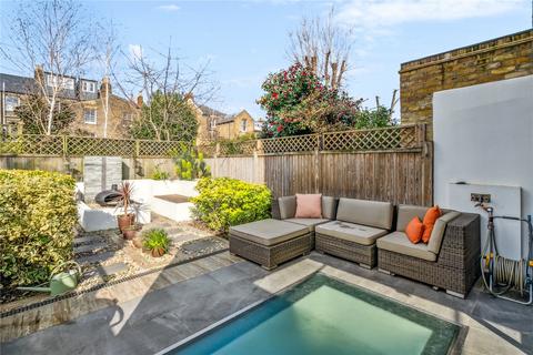 4 bedroom end of terrace house for sale, Cicada Road, London, SW18