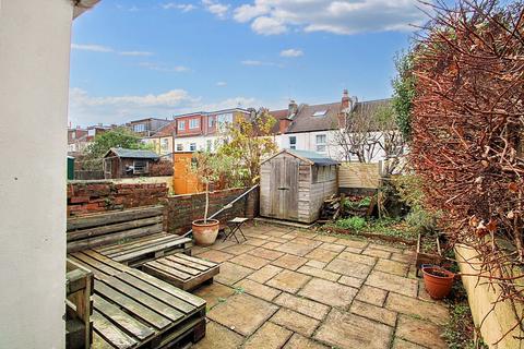 25 Exeter Road, Southville, Bristol, BS3 1LY
