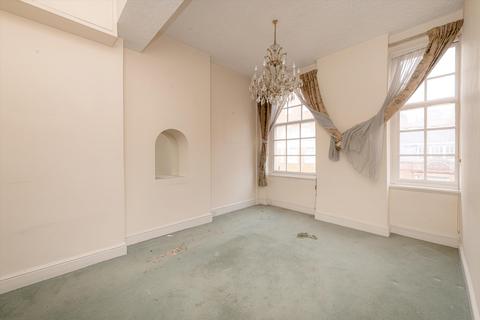 2 bedroom flat for sale, South Audley Street, Mayfair, London, W1K