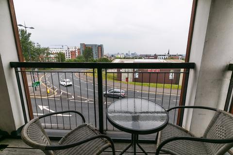 2 bedroom apartment for sale, 2 bed apt with balcony close to Knowledge Quarter