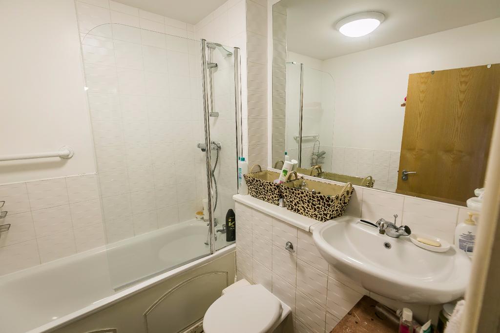Apartment in Liverpool - View 2