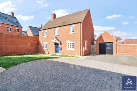 51 Flanders Way, Brackley, NN13 6FX