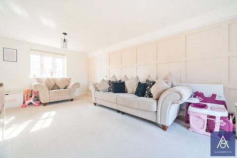 51 Flanders Way, Brackley, NN13 6FX