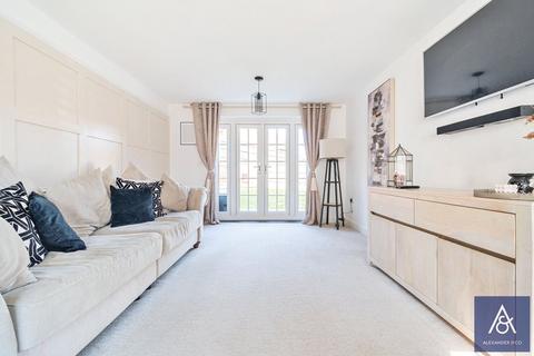 51 Flanders Way, Brackley, NN13 6FX