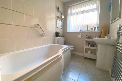 2 Winston Close, Northampton, NN3 6NU