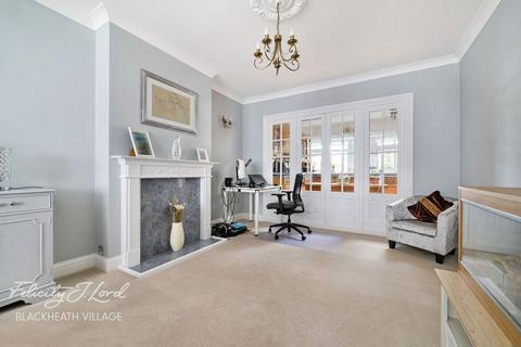 4 bedroom semi-detached house for sale, Wricklemarsh Road, London, SE3