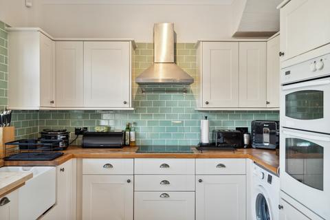 26 Atholl Drive, Giffnock, Glasgow, G46 6QR