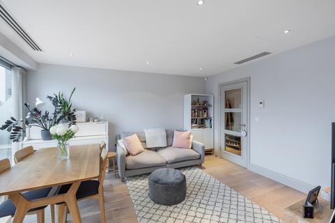 1 bedroom penthouse to rent, 34 Worship Street, London EC2A
