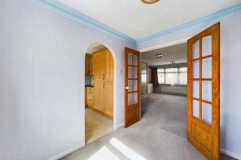 3 bedroom semi-detached house for sale, St Johns Road, Boxmoor, HP1