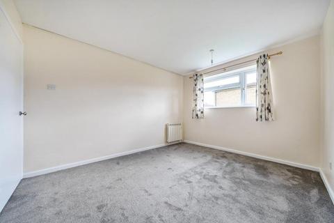 2 bedroom flat for sale, Moorland Road,  Witney,  OX28