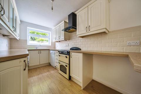 2 bedroom flat for sale, Moorland Road,  Witney,  OX28