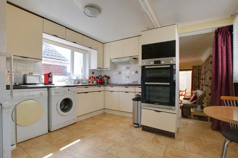 7 Kitchener Road, Southampton, SO17 3SF