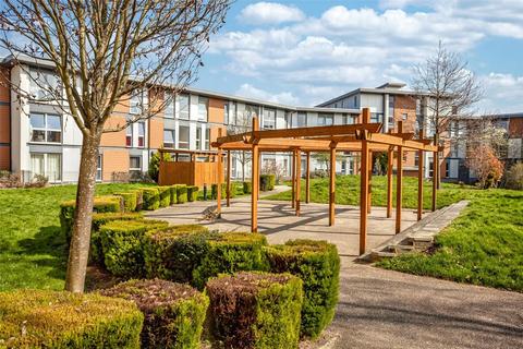 1 bedroom apartment for sale, Commonwealth Drive, Three Bridges, Crawley, West Sussex, RH10