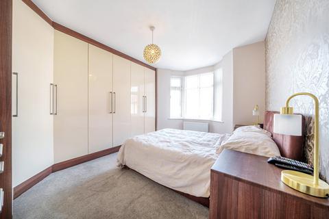 10 Bridge Way, Ickenham, Uxbridge, UB10 8QR