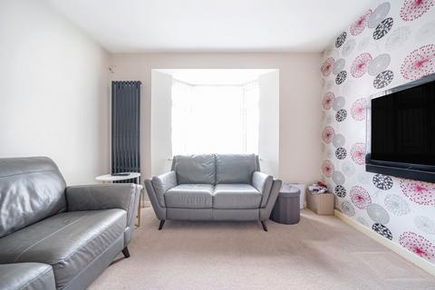 10 Bridge Way, Ickenham, Uxbridge, UB10 8QR