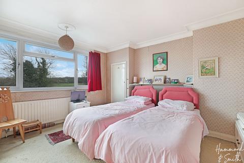 32 Forest Glade, North Weald, Epping, CM16 6LD