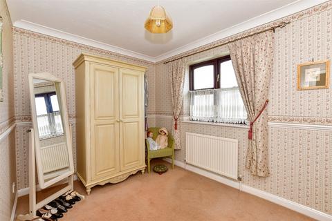 6 Arundel Close, Billericay, CM12 0FN