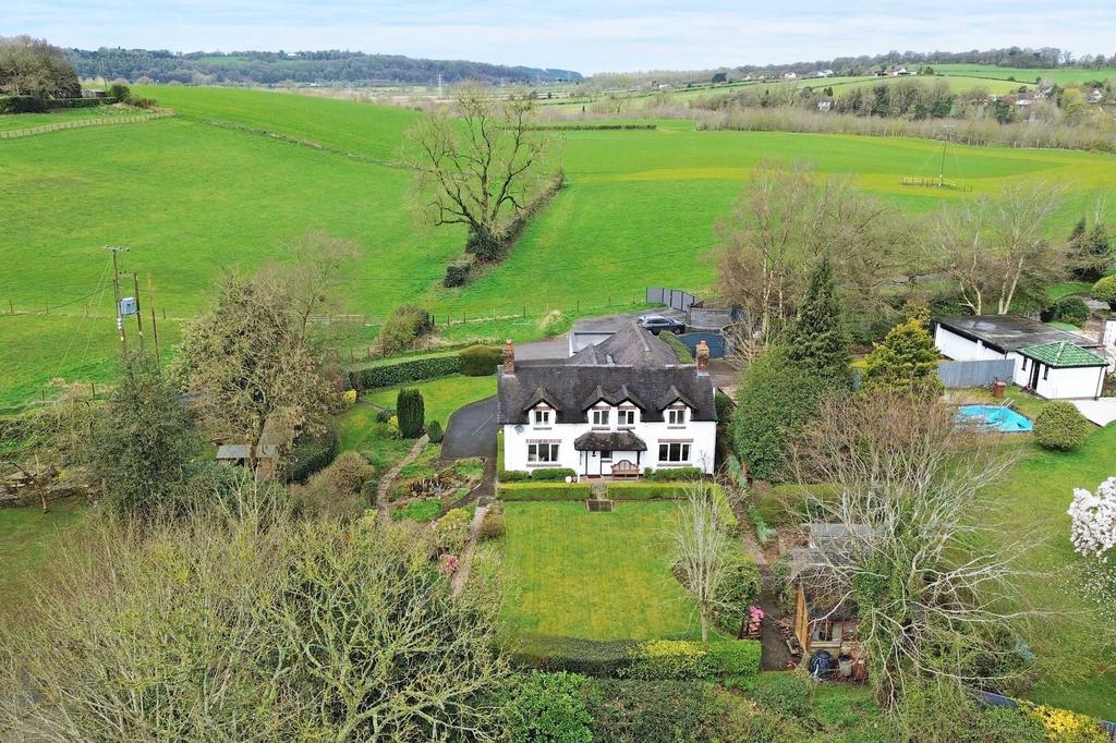 Chase Lane, Tittensor, ST12 4 bed detached house for sale £550,000