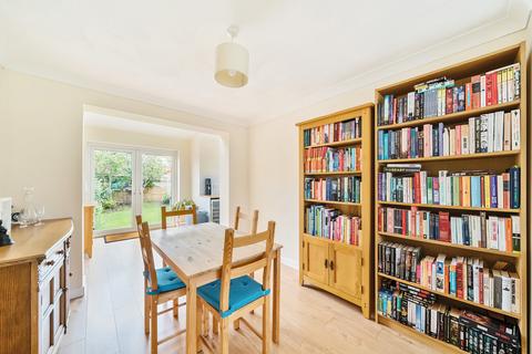 7 Brook Road, Fair Oak, Eastleigh, SO50 7AZ